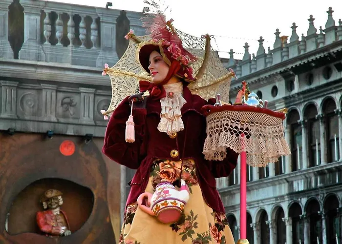 Apartment At Via Nigra Venezia 3 Bedrooms & Parking Free