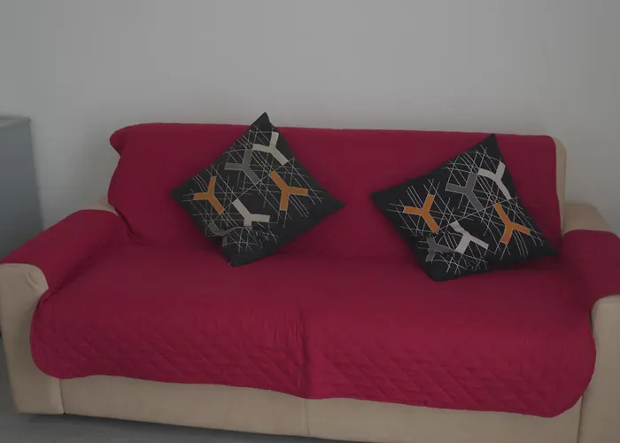 Apartment At Via Nigra Venezia 3 Bedrooms & Parking Free *